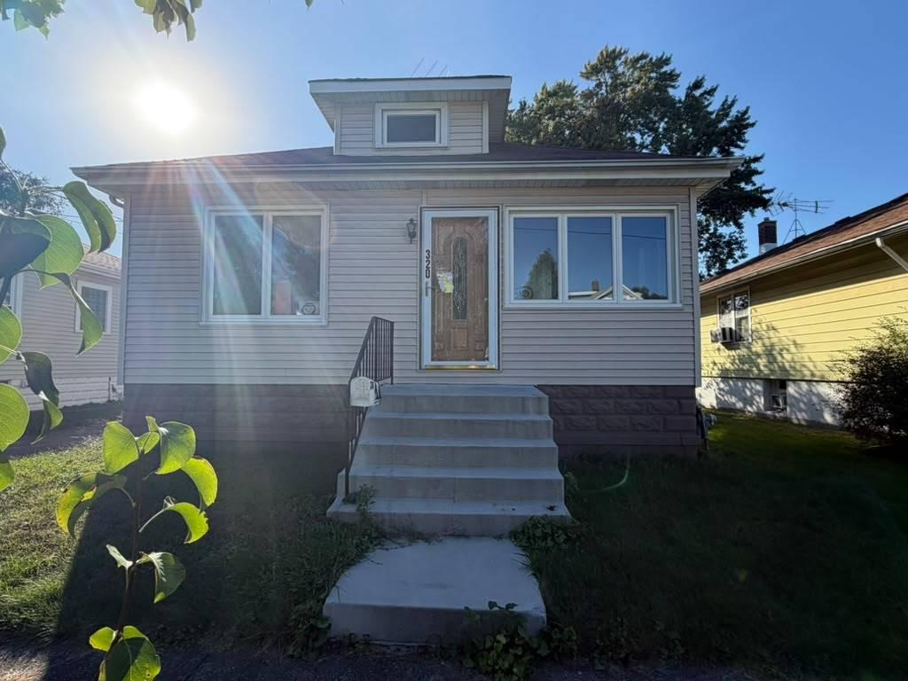 320 Blackstone St., Thornton, IL 60476