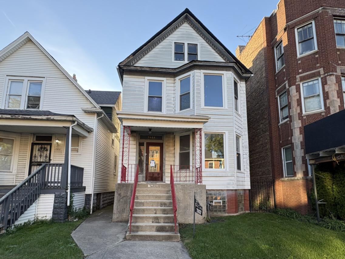 7802 S Aberdeen St., Chicago, IL 60620
