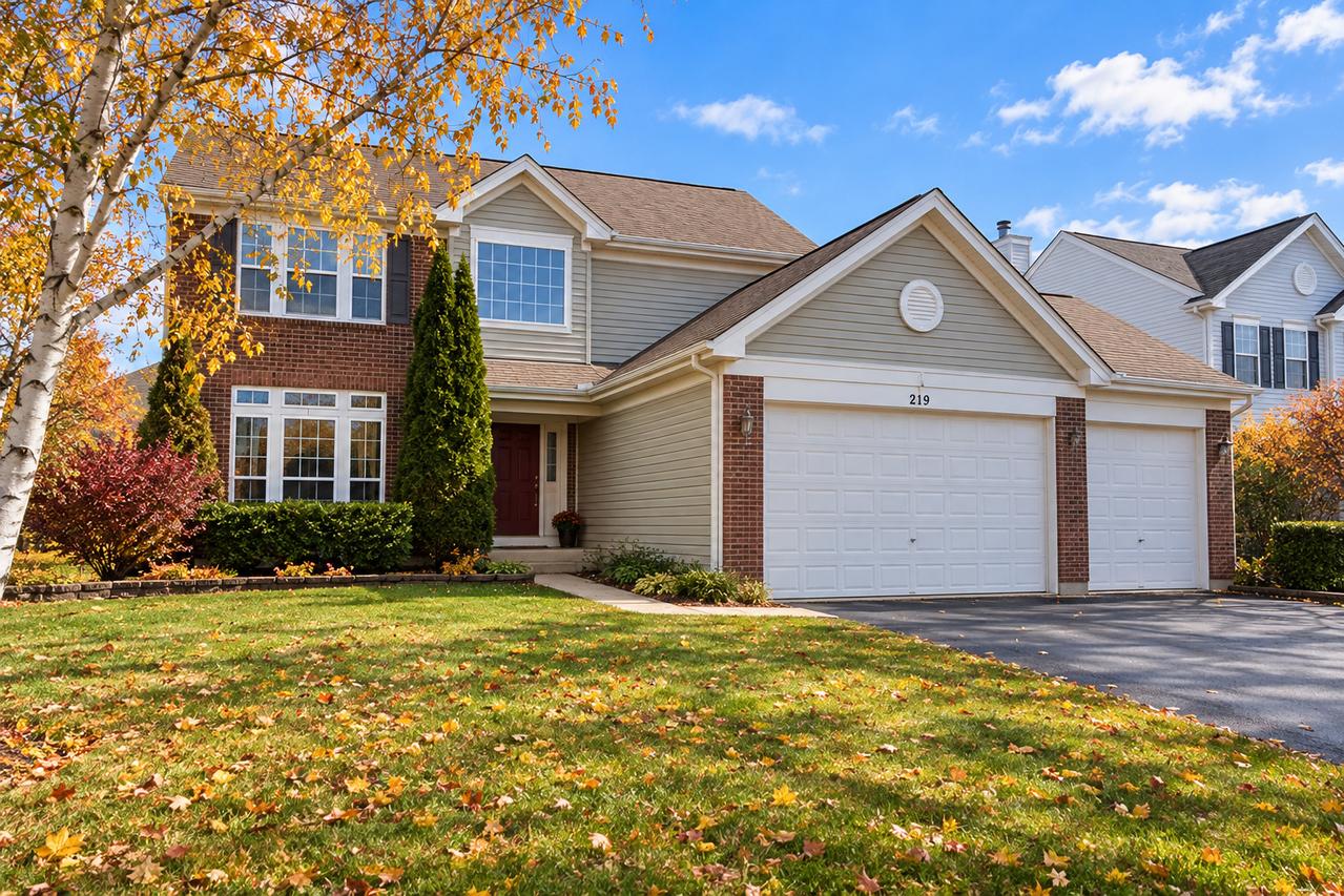 219 S Primrose Ln., Round Lake, IL 60073