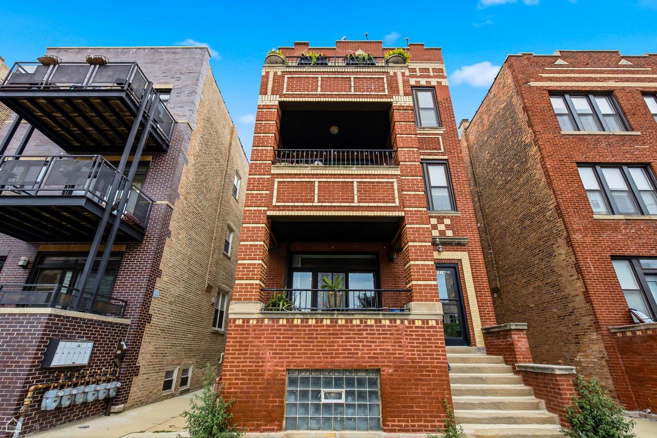 2318 W Augusta Blvd. #1A, Chicago, IL 60622