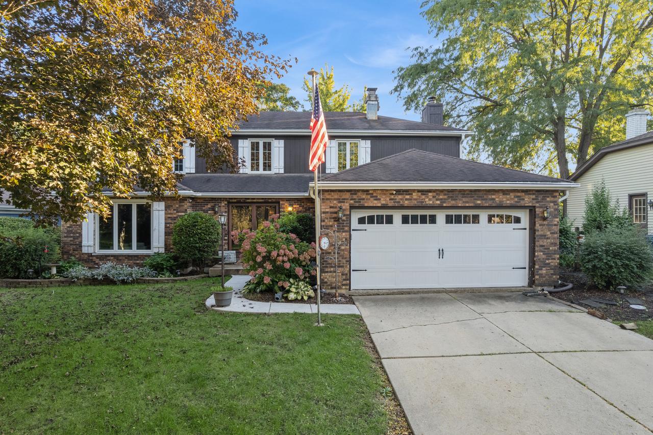 162 Amherst Dr., Bartlett, IL 60103