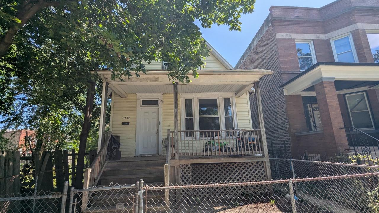 11839 S State St., Chicago, IL 60628