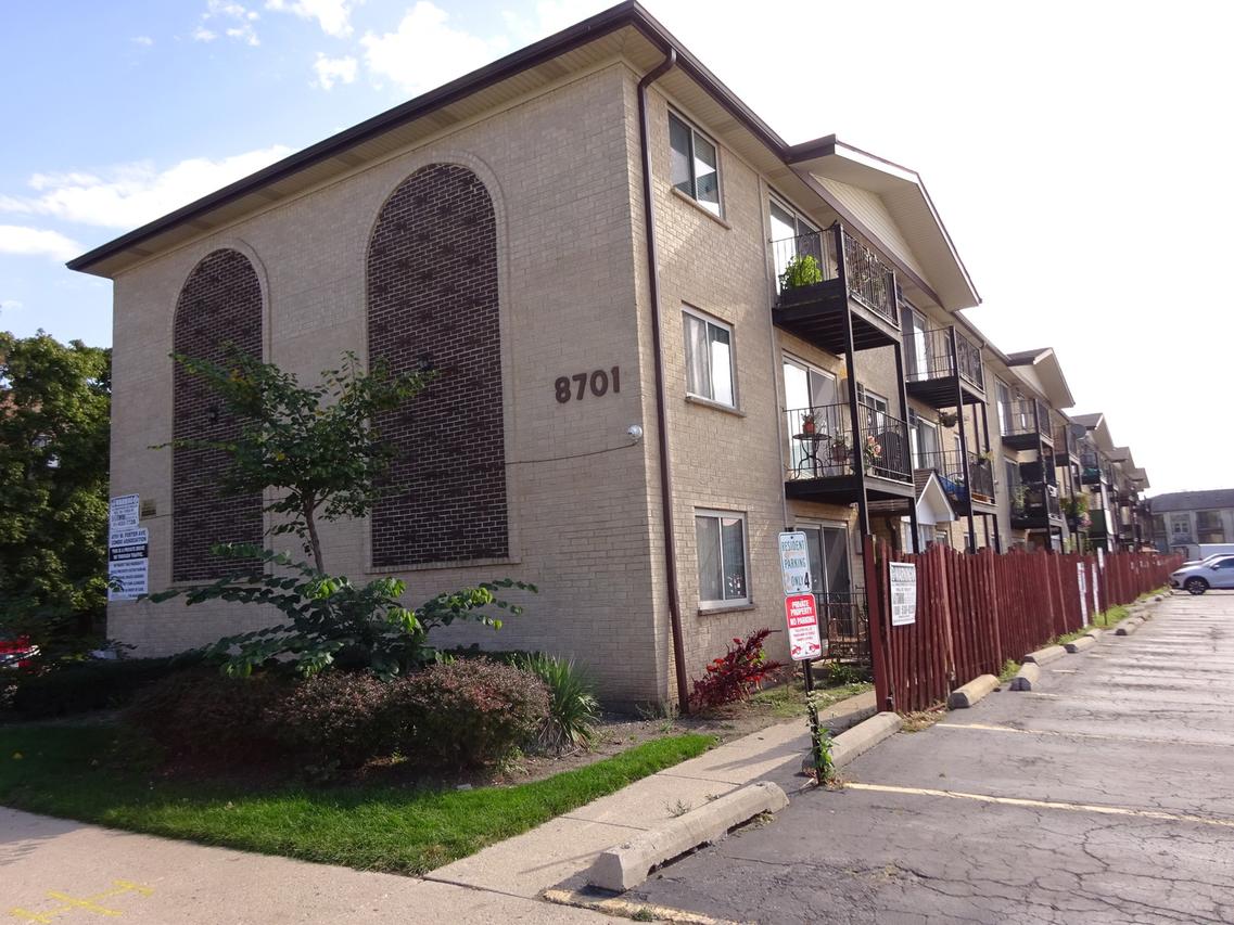 8701 W Foster Ave. #209, Chicago, IL 60656