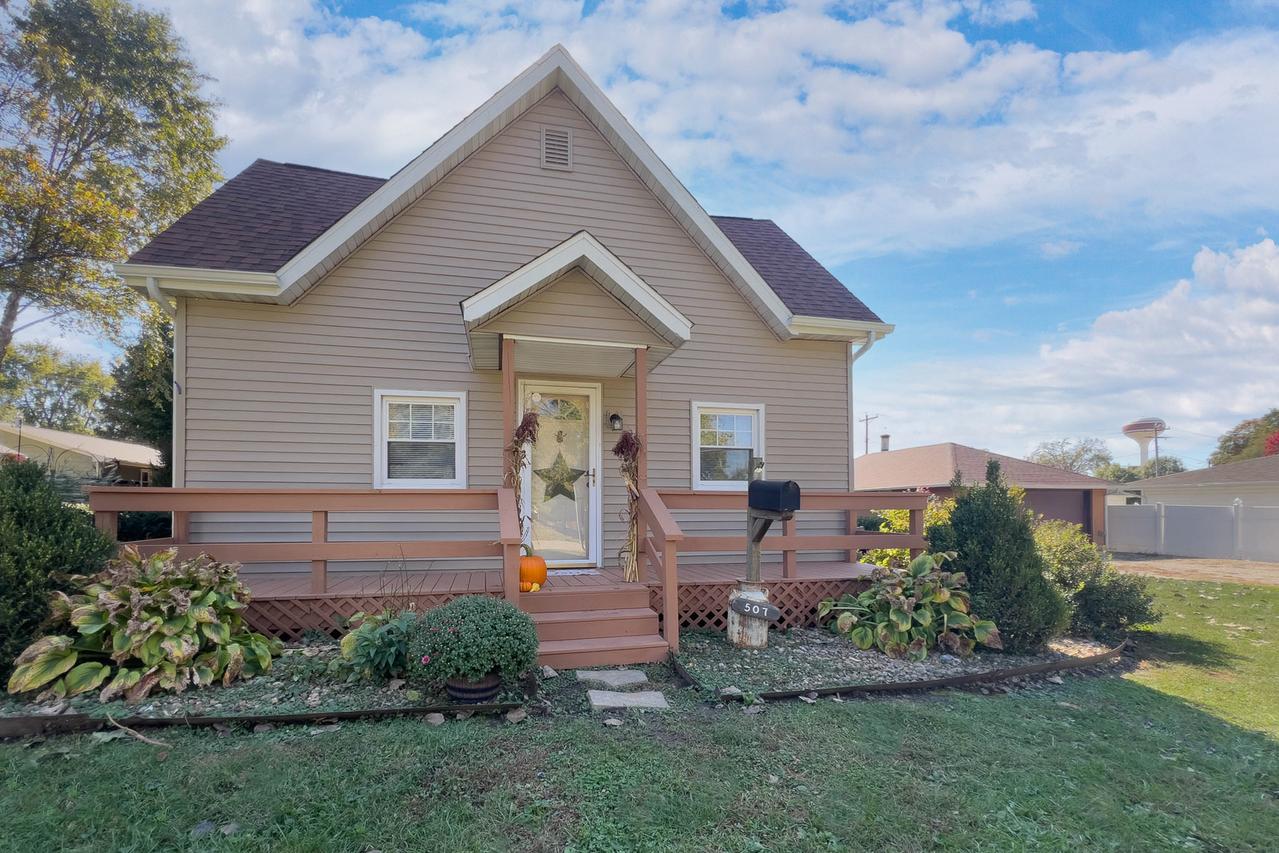 507 E Cherry St., Leroy, IL 61752