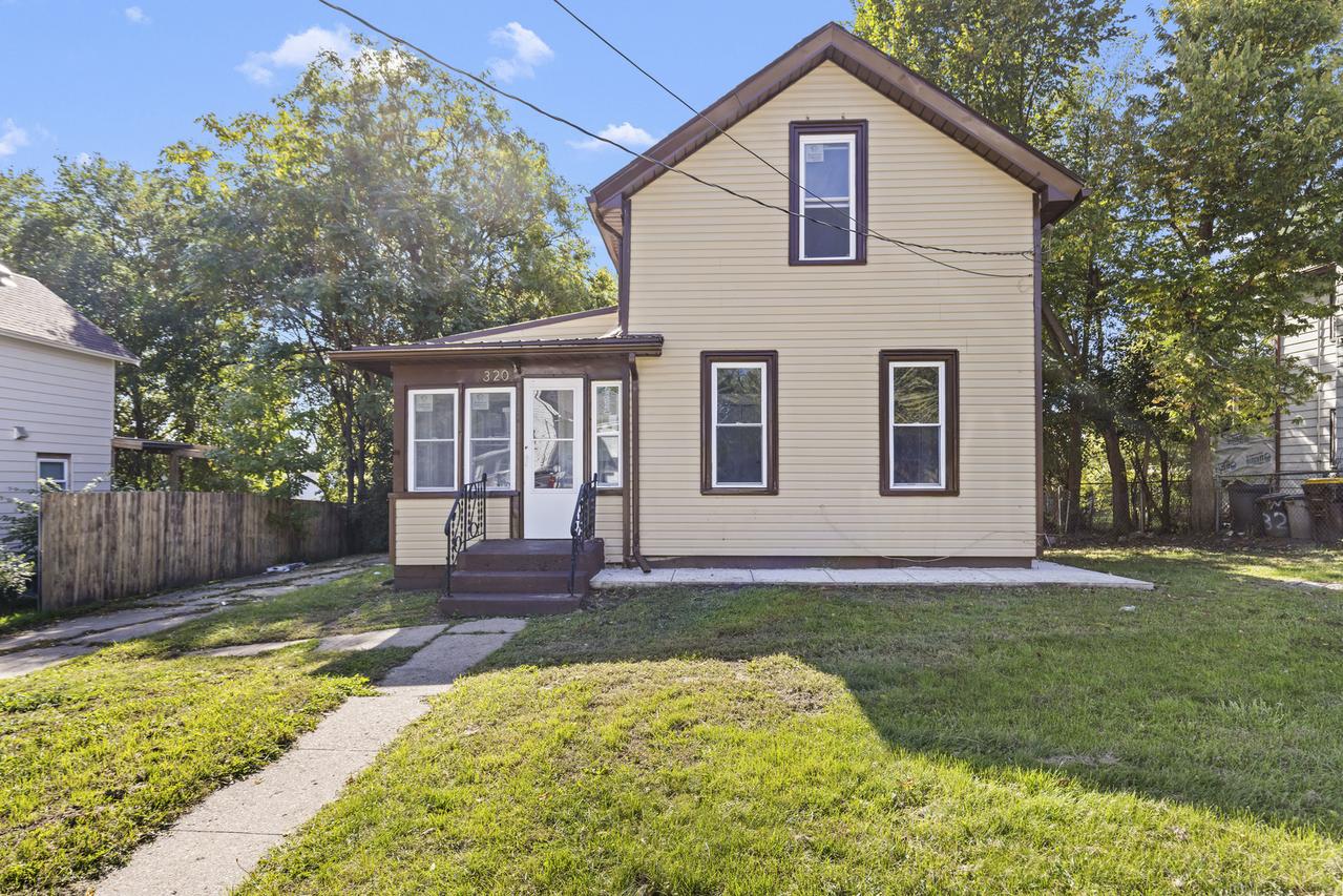 320 Lincoln Ave., Rockford, IL 61102