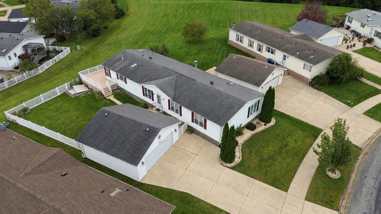 123 Hibiscus Cir., Matteson, IL 60443