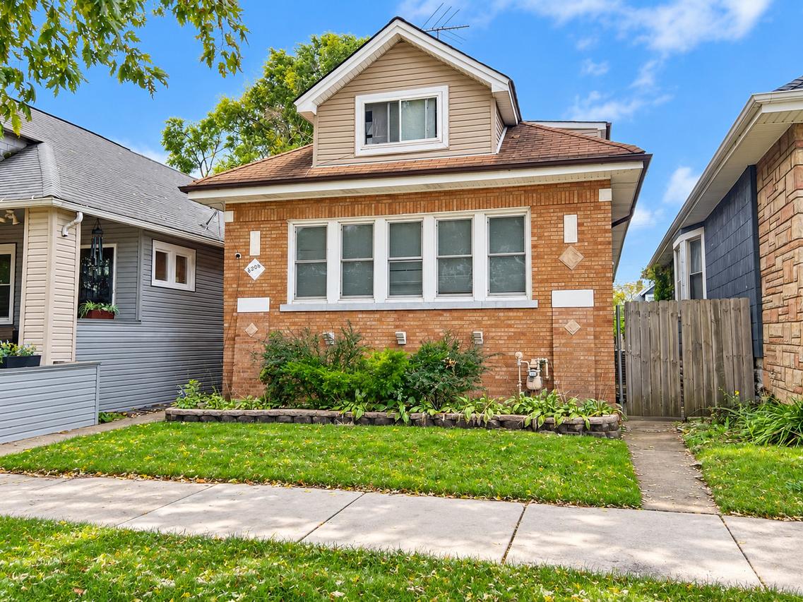 8208 S Avalon Ave., Chicago, IL 60619