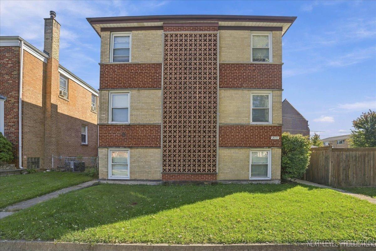 2711 N 72nd Ct. #GW, Elmwood Park, IL 60707