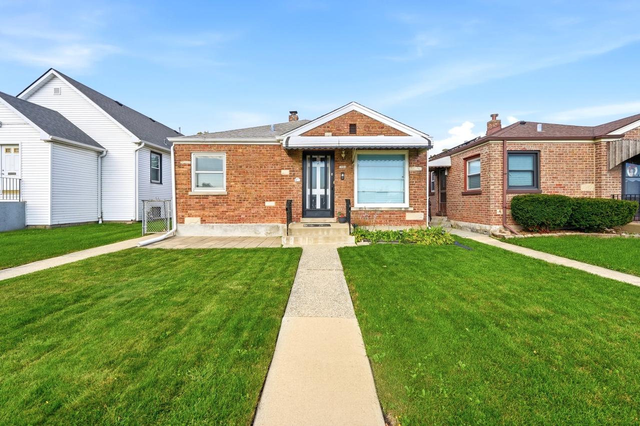 1806 N 17th Ave., Melrose Park, IL 60160