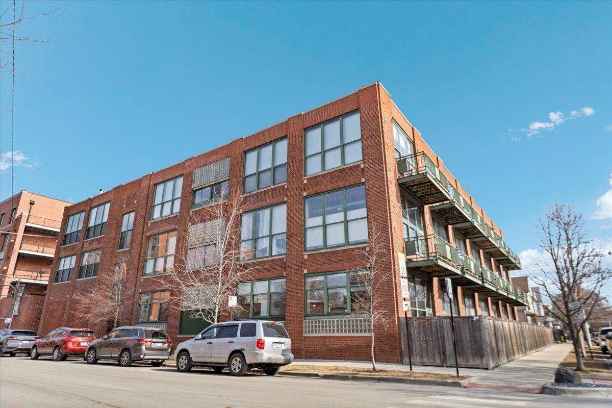 2654 W Medill Ave. #107, Chicago, IL 60647