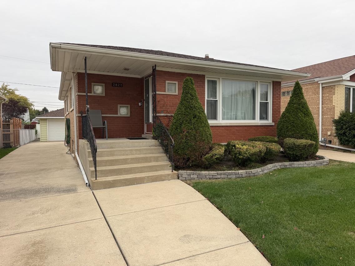 2822 W 102nd Pl., Evergreen Park, IL 60805