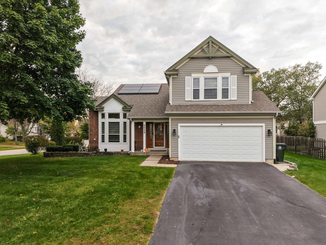 2035 N Green Bridge Ln., Hanover Park, IL 60133
