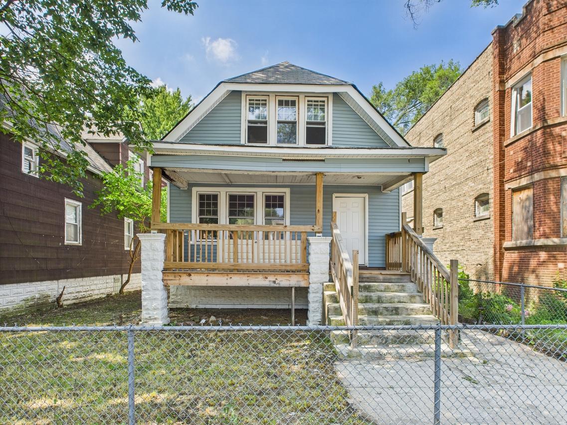 [Address Hidden by Seller], Chicago, IL 60628