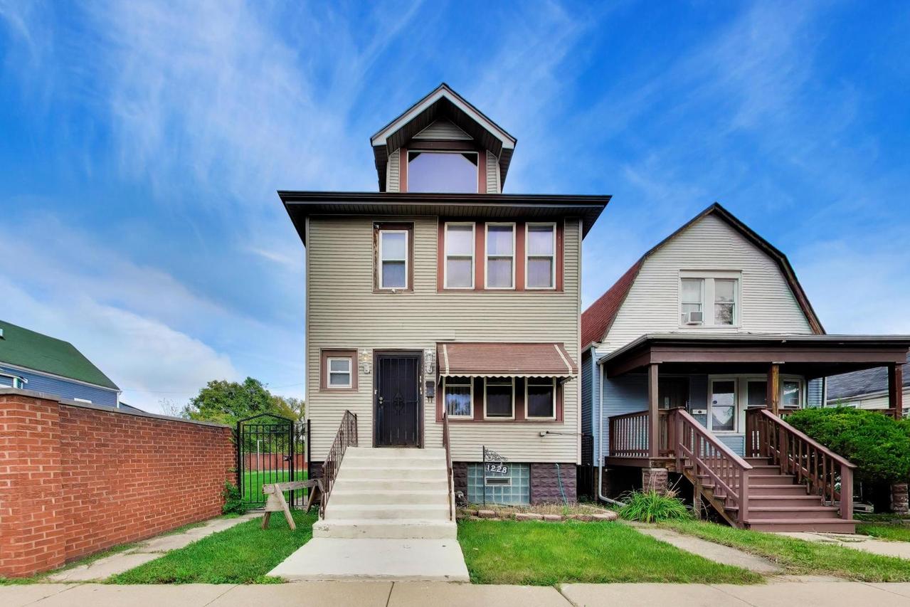 1228 W 74th Pl., Chicago, IL 60636