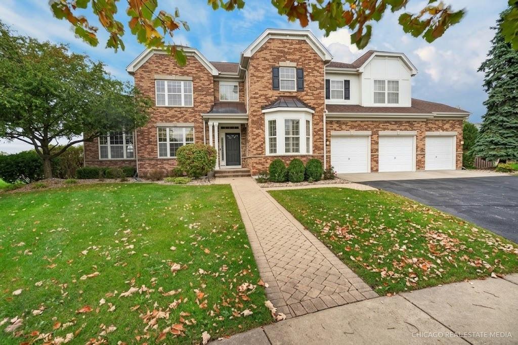 12530 Lions Chase Ct., Huntley, IL 60142