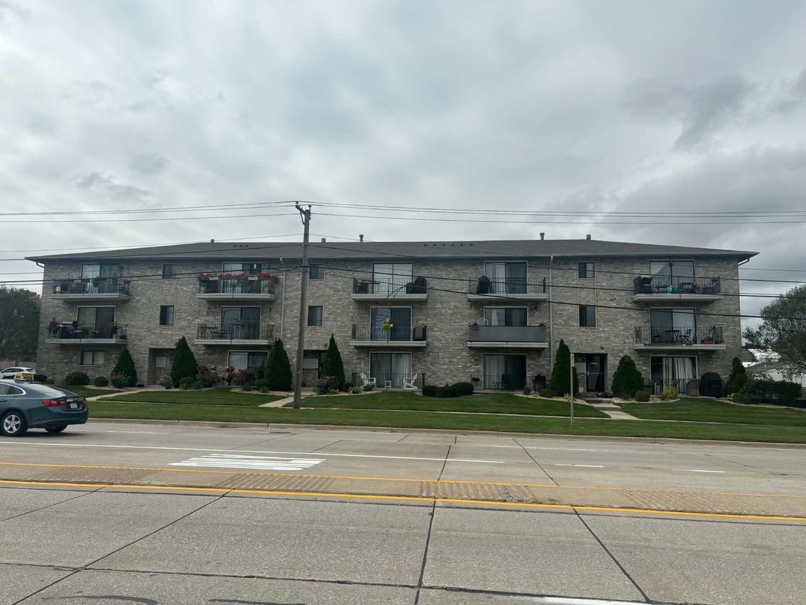 10936 S Central Ave. #3B, Chicago Ridge, IL 60415