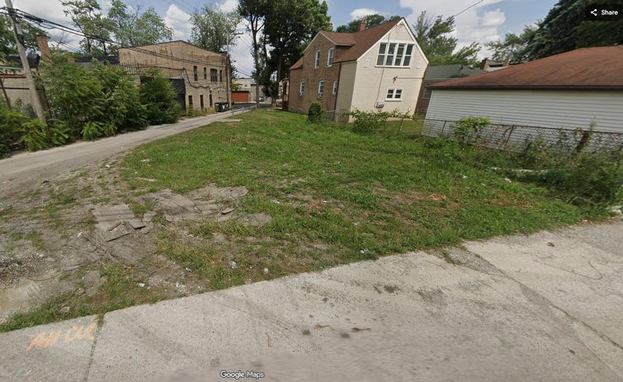 8712 S Winchester Ave., Chicago, IL 60620