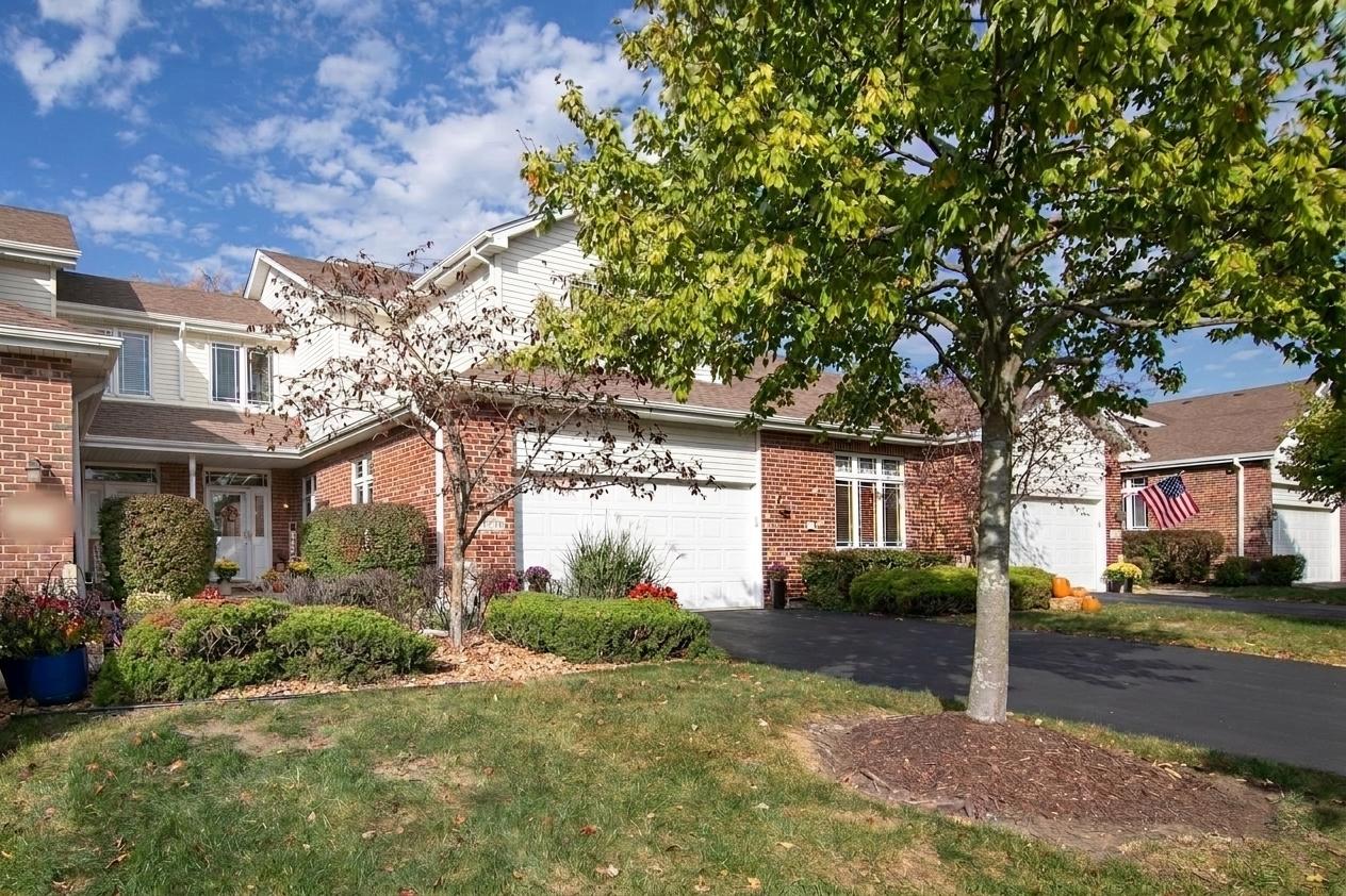 10726 Canterbury Dr., Mokena, IL 60448