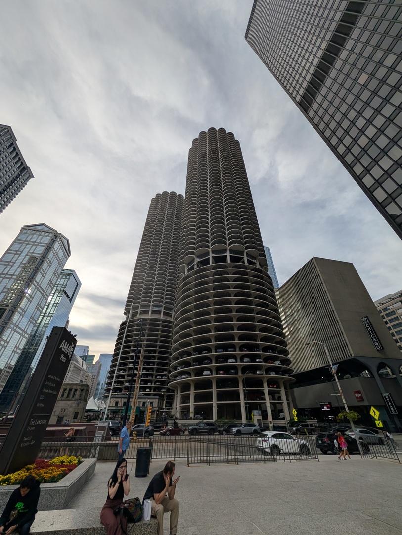 300 N State St. #4905, Chicago, IL 60654