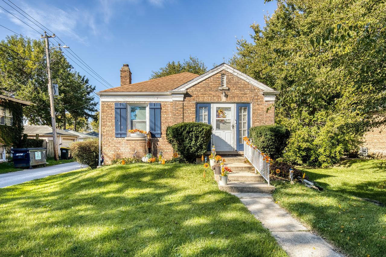 14326 S Wallace Ave., Riverdale, IL 60827