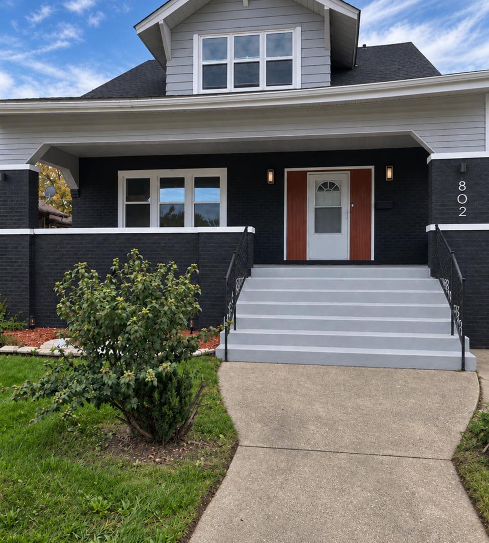 802 State Line Rd., Calumet City, IL 60409