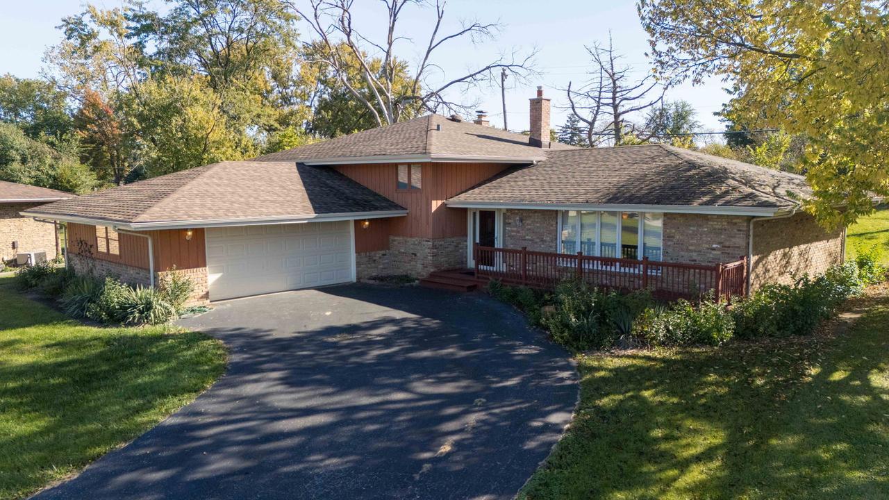 12839 S Ponderosa Dr., Palos Heights, IL 60463