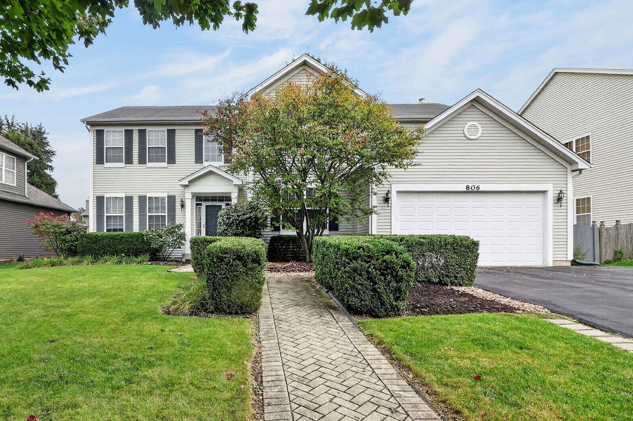 806 Baden Ave., Oswego, IL 60543