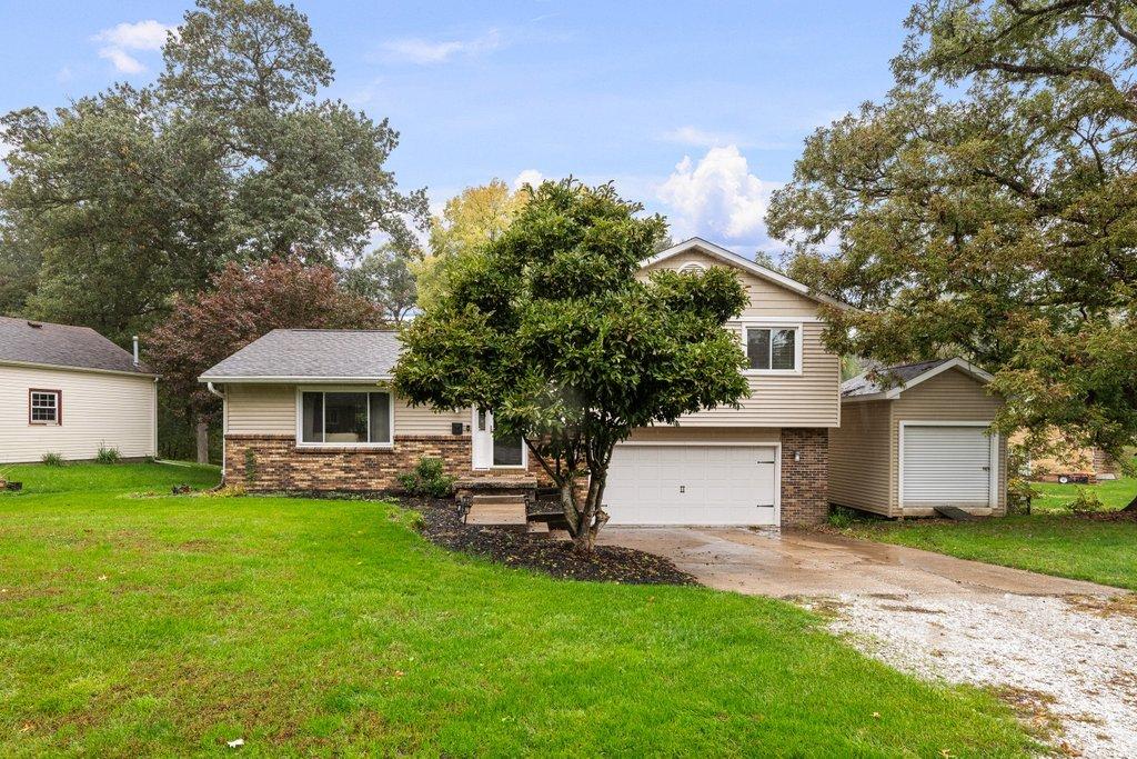 610 Forest Rd Rd., East Moline, IL 61244