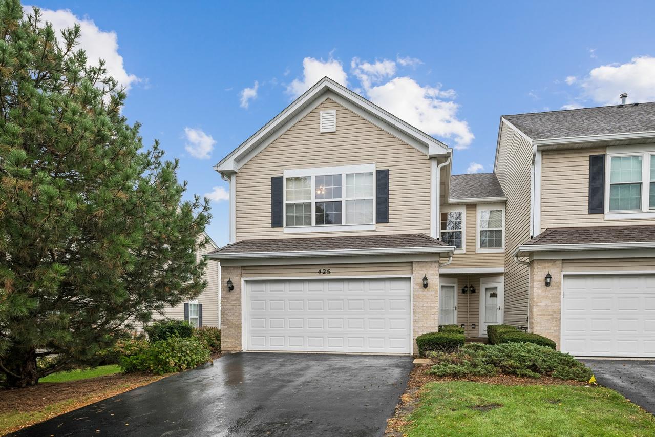 425 Windham Cove Dr., Crystal Lake, IL 60014