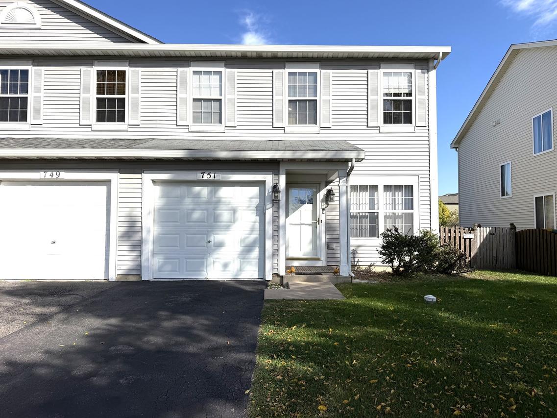 751 Zachary Dr., Romeoville, IL 60446
