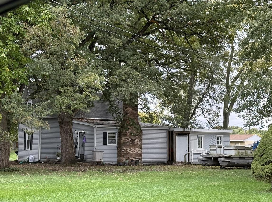 325 42nd Ave., Rock Island, IL 61201