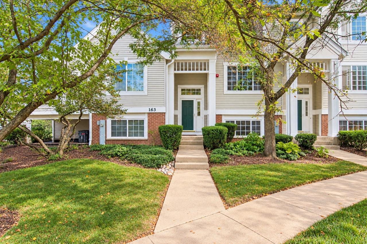 163 Lucerne Ct., Wheeling, IL 60090