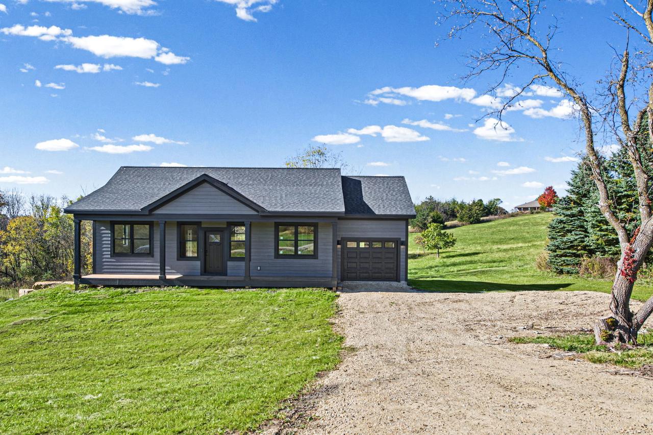 3 Harvest Ln., Galena, IL 61036