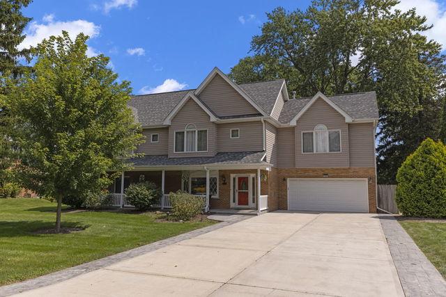1S705 Westview Ave., Lombard, IL 60148