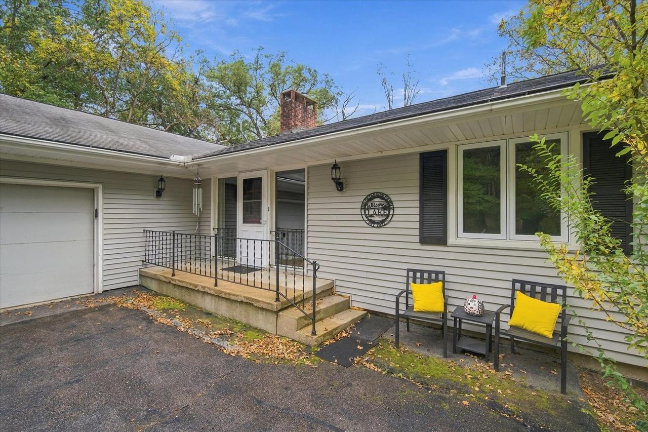 27 Carribean Dr., Putnam, IL 61560