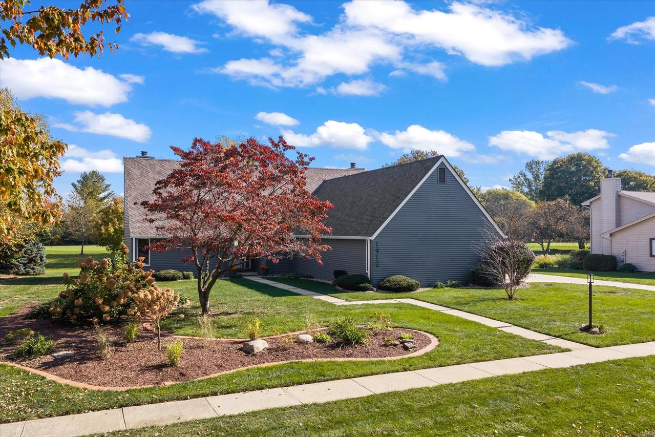 1912 Byrnebruk Dr., Champaign, IL 61822