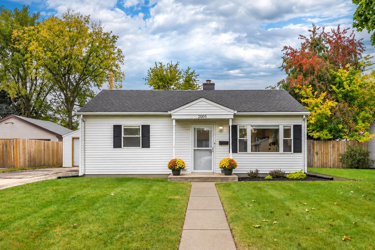 2005 Capri Ave., Joliet, IL 60436