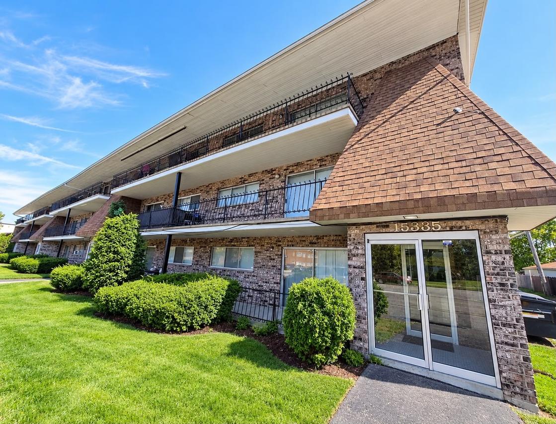 15335 Dr. Martin Luther King Jr. Dr. #7, Dolton, IL 60419