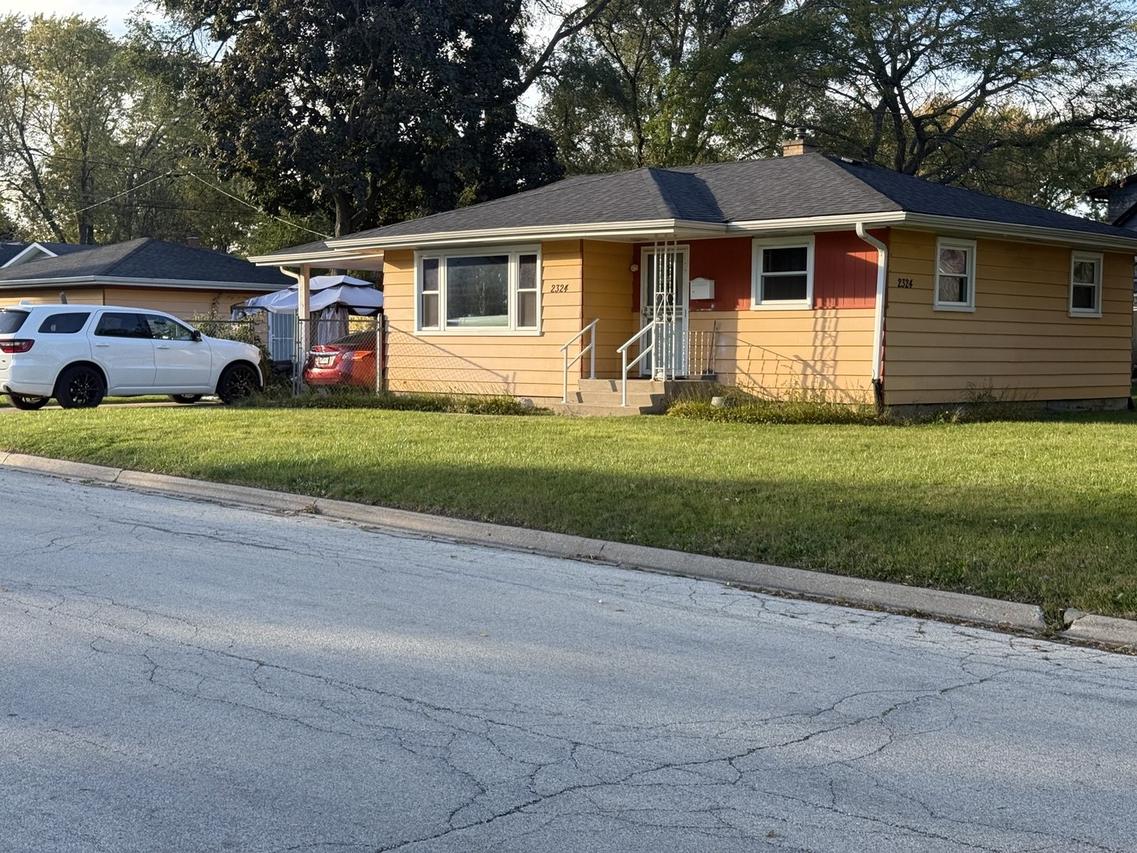 2324 Hermon Ave., Zion, IL 60099