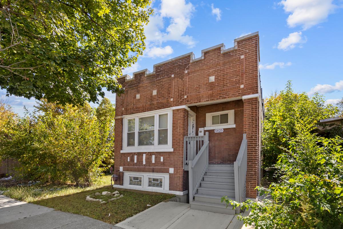 5425 W Harrison St., Chicago, IL 60644