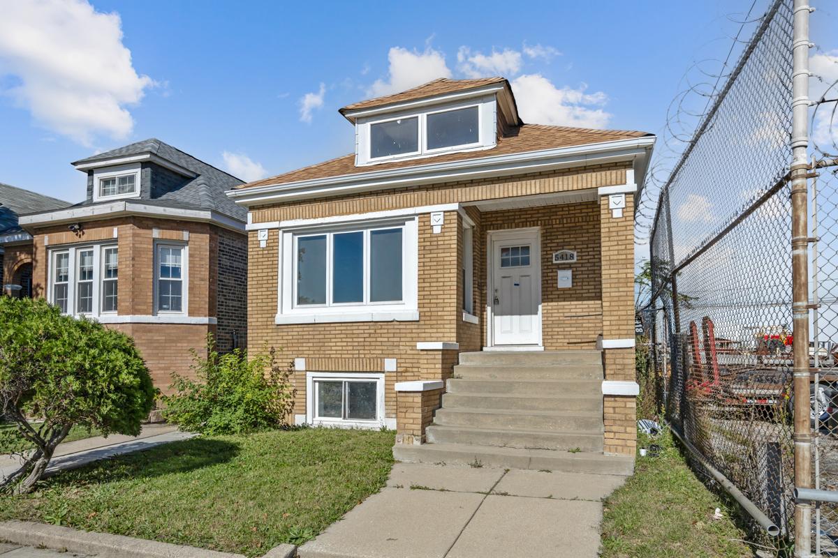 5418 W Flournoy St., Chicago, IL 60644