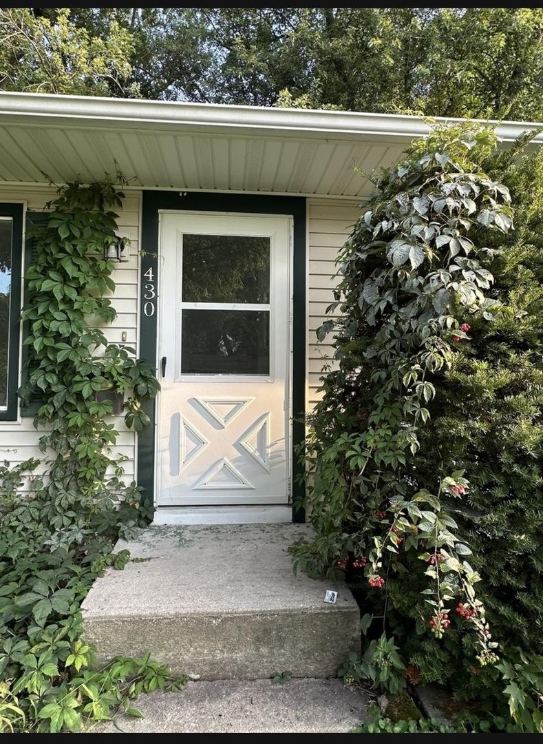 430 Spring Ave., Dekalb, IL 60115
