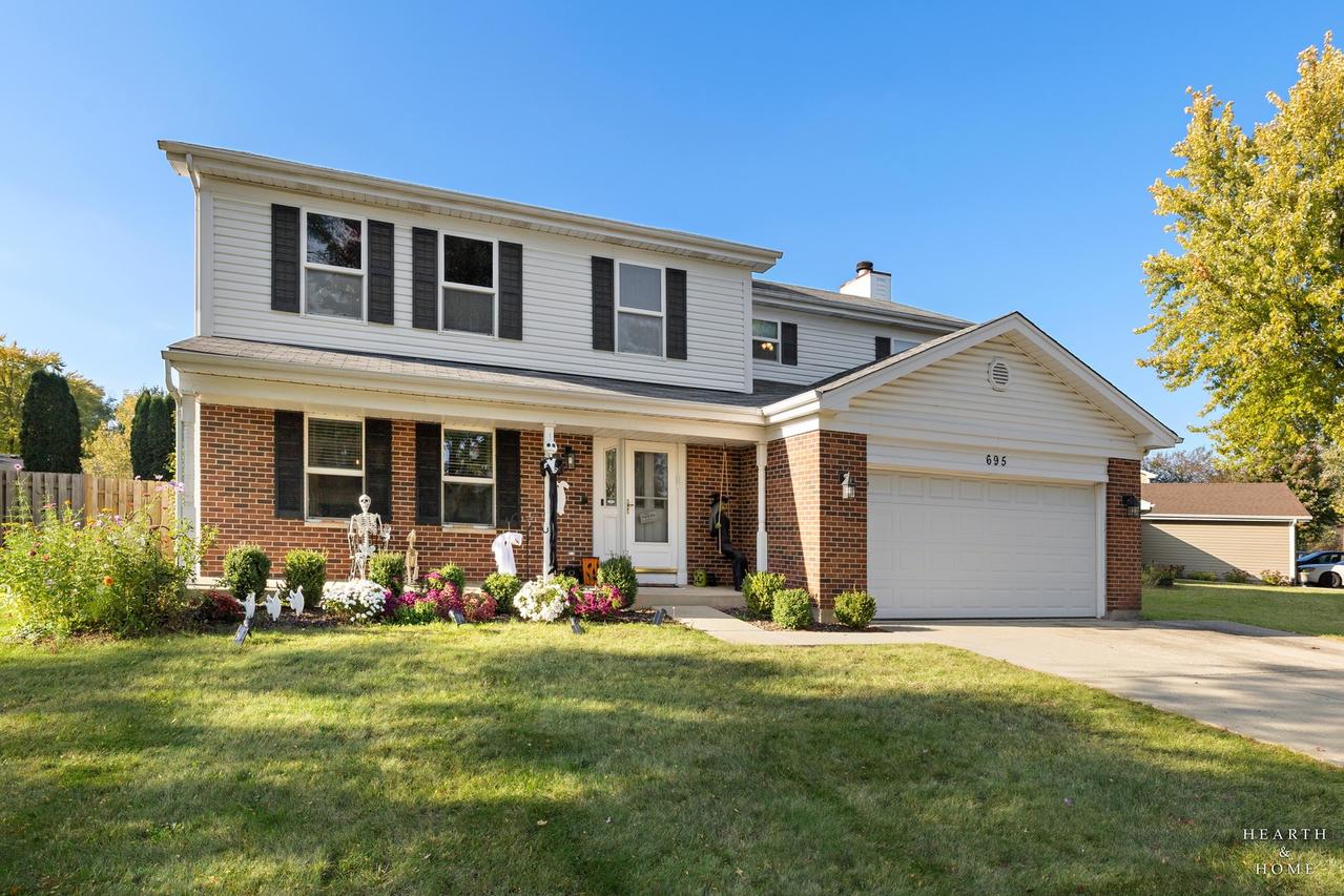 695 Fox Run Ln., Algonquin, IL 60102