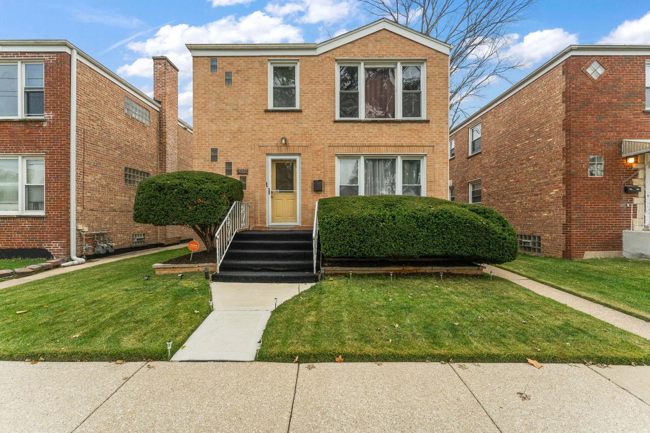 3321 Jackson St., Bellwood, IL 60104