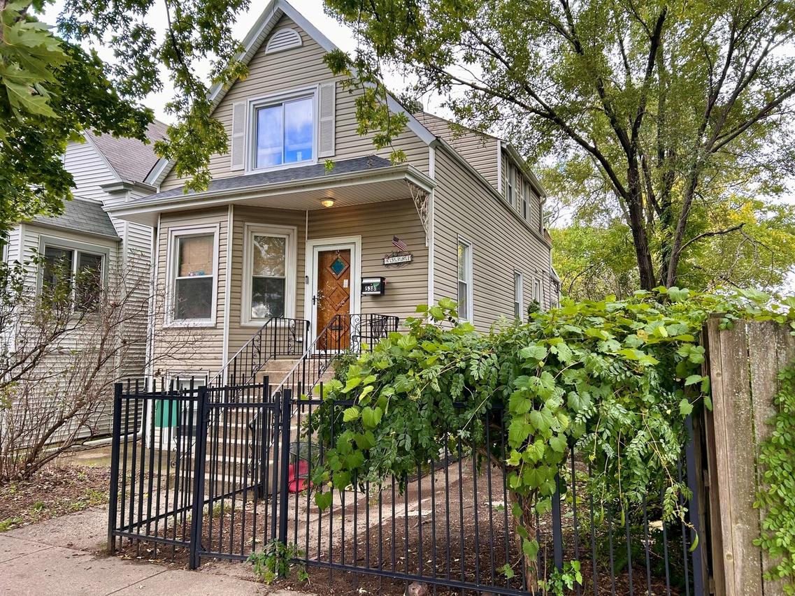5381 N Bowmanville Ave., Chicago, IL 60625