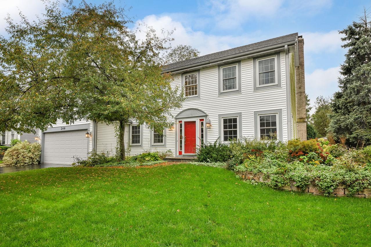 266 Moders Ave., Cary, IL 60013