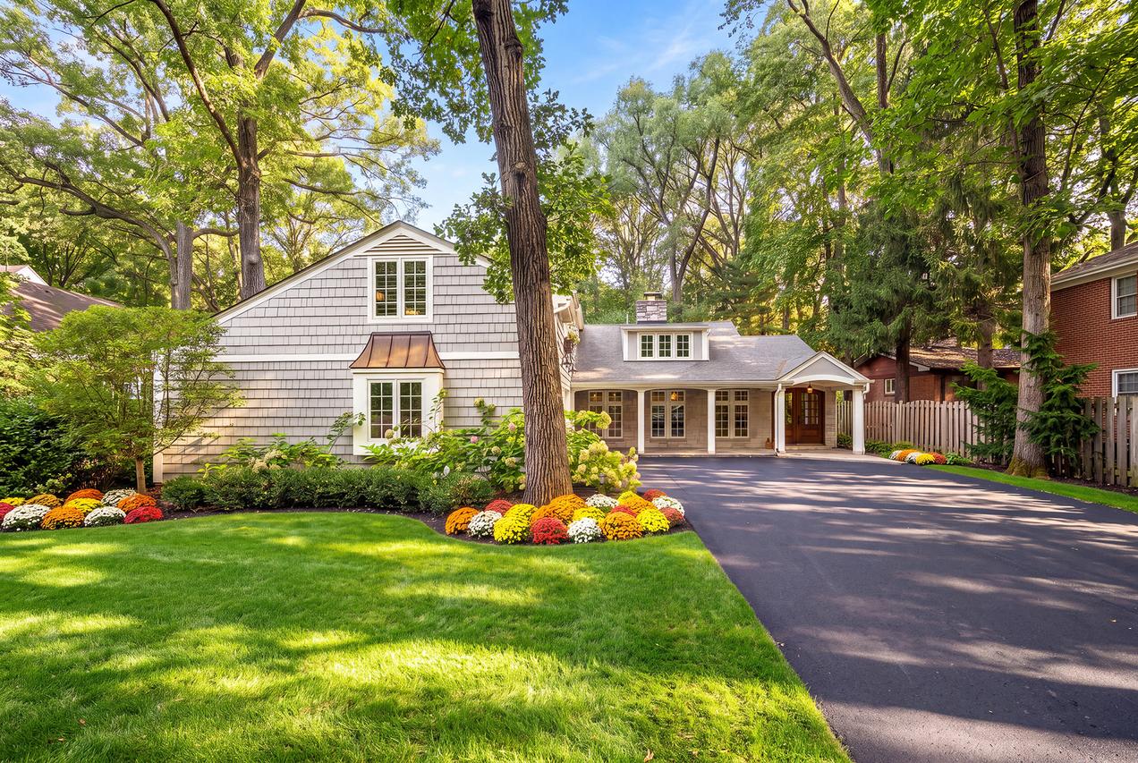 1040 S Green Bay Rd., Lake Forest, IL 60045