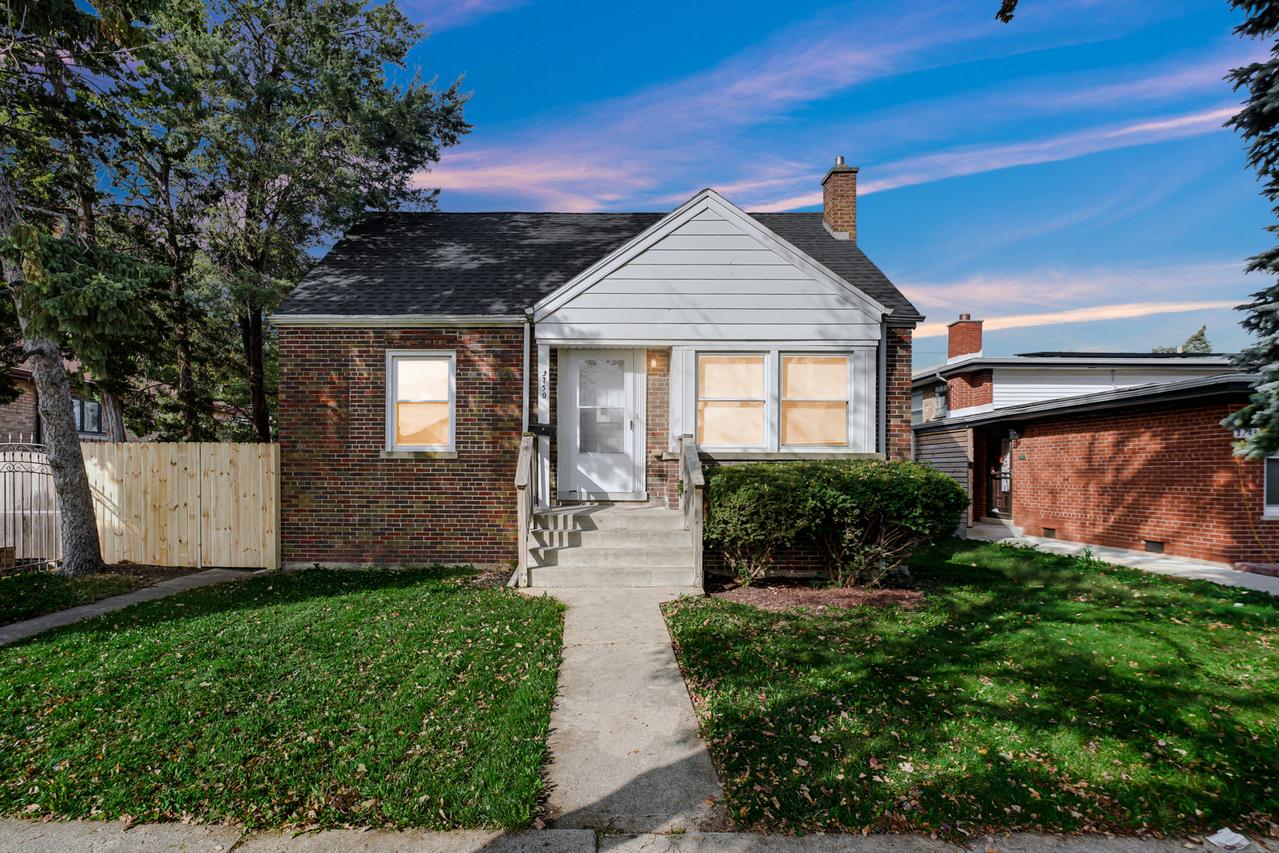 3750 W 83rd St., Chicago, IL 60652