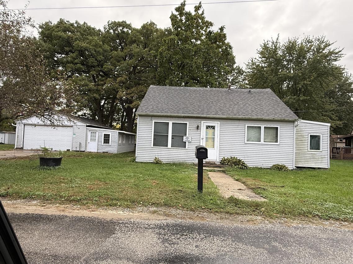 4120 6th St., Rock Island, IL 61201