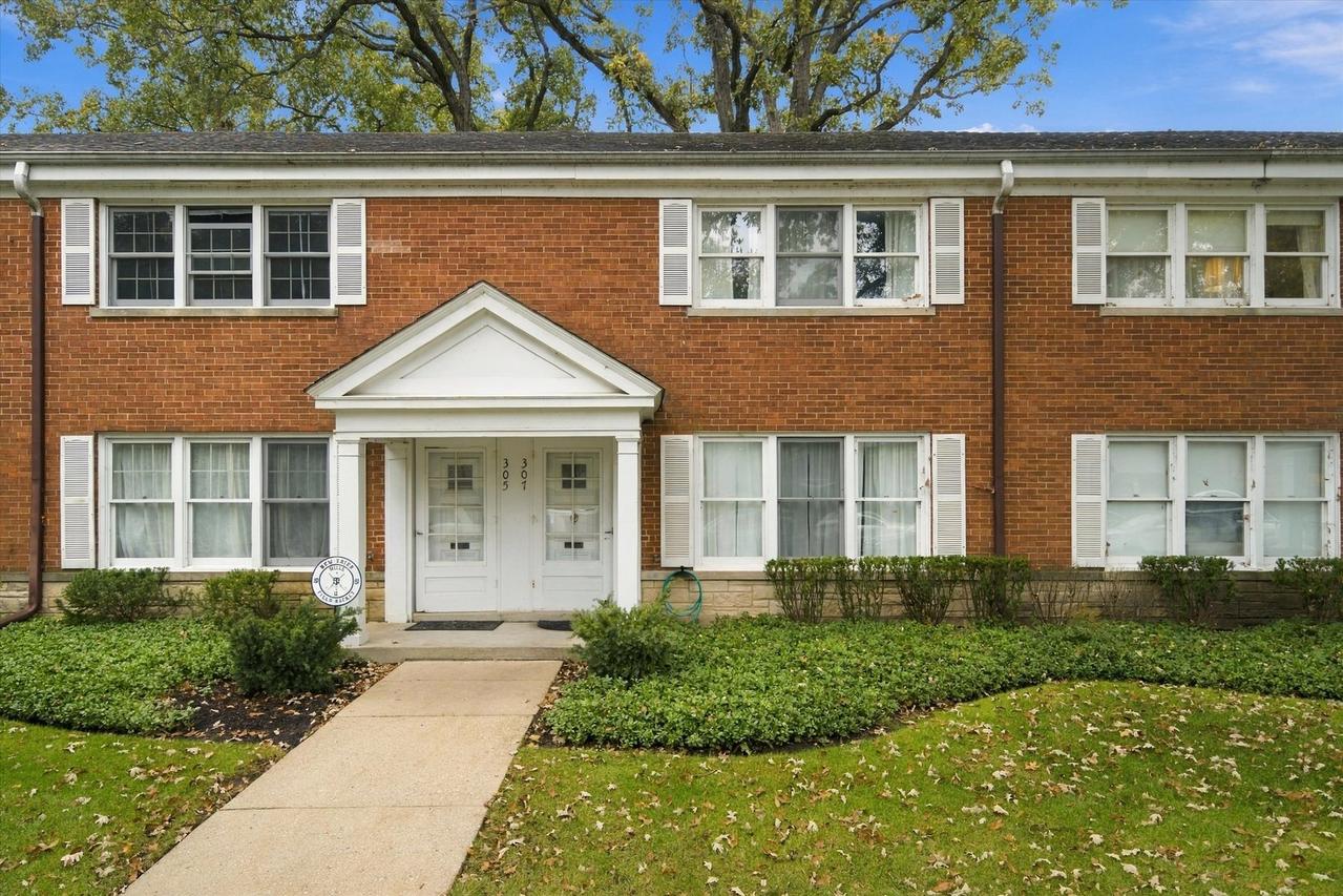 307 Linden Ave., Wilmette, IL 60091